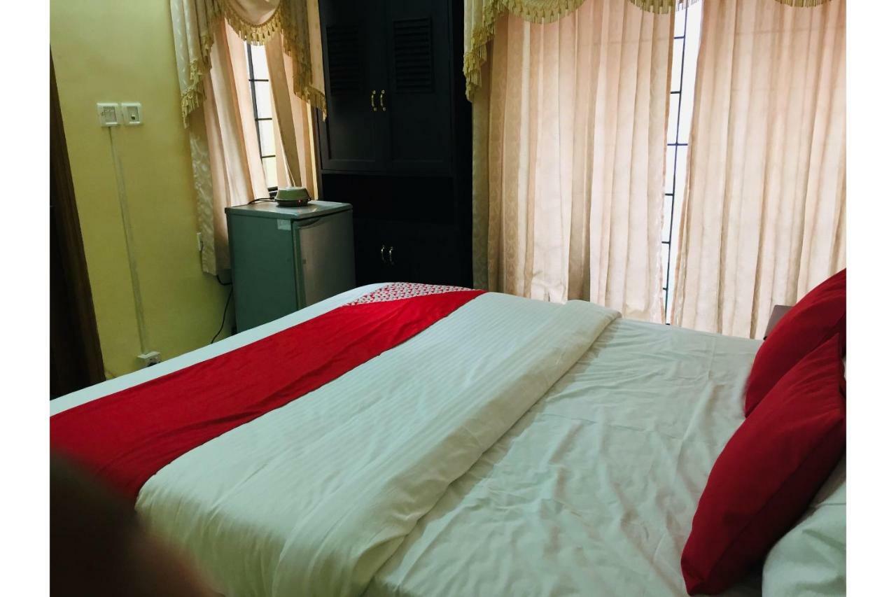 Hotel Krishna Gardens Guruvāyūr Exterior foto