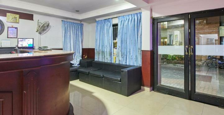 Hotel Krishna Gardens Guruvāyūr Exterior foto